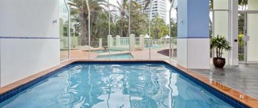 фото отеля Mint Broadbeach - Carmel by the Sea