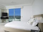 фото отеля Mint Broadbeach - Carmel by the Sea