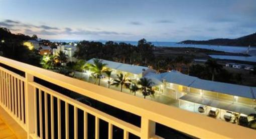 фото отеля Coral Sea Vista Apartments Airlie Beach