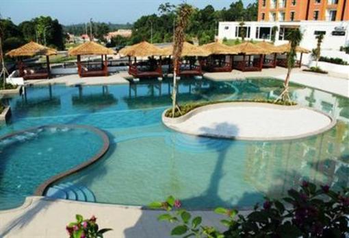 фото отеля Arabian Bay Resort at Bukit Gambang Resort City
