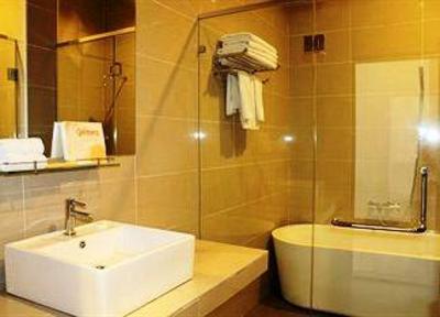 фото отеля Arabian Bay Resort at Bukit Gambang Resort City