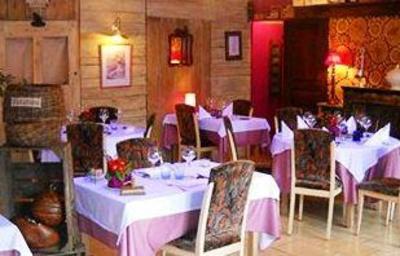 фото отеля Logis Le Rocher Blanc Hotel Albaret-Sainte-Marie