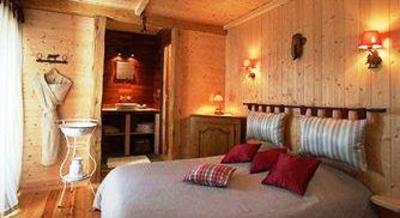 фото отеля Logis Le Rocher Blanc Hotel Albaret-Sainte-Marie