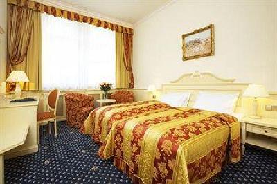 фото отеля Best Western Premier Hotel Royal Palace Prague