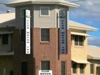 Club Motor Inn