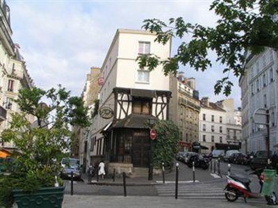 фото отеля Appartement de Charme Montmartre