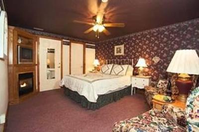 фото отеля Garden Gate Get-A-Way Bed & Breakfast
