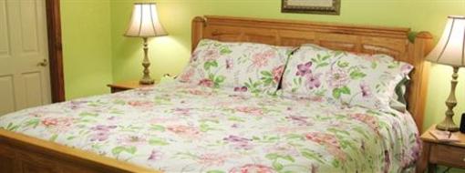 фото отеля Garden Gate Get-A-Way Bed & Breakfast