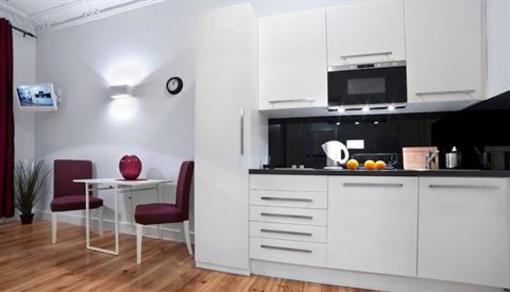 фото отеля Pomaranczarnia Hostel Apartamenty