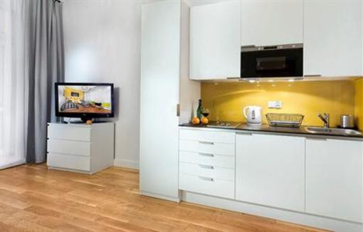 фото отеля Pomaranczarnia Hostel Apartamenty