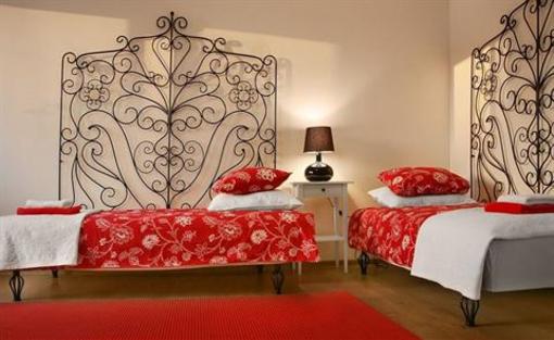 фото отеля Pomaranczarnia Hostel Apartamenty