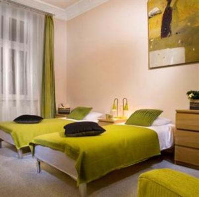 фото отеля Pomaranczarnia Hostel Apartamenty