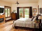 фото отеля Cabin Creek Landing Bed & Breakfast