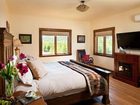 фото отеля Cabin Creek Landing Bed & Breakfast