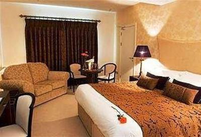 фото отеля Kenmare Bay Holiday Lodges