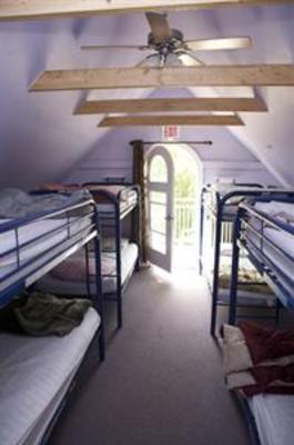 фото отеля Ottawa Backpackers Inn