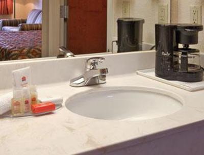 фото отеля Ramada Limited Hotel Lexington (South Carolina)