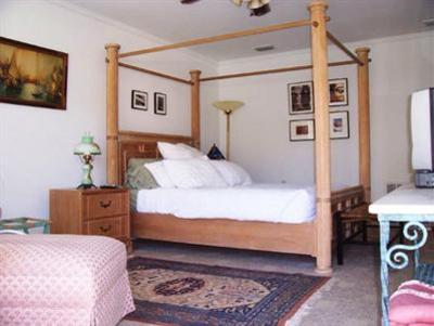фото отеля Berney Fly Bed and Breakfast