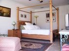 фото отеля Berney Fly Bed and Breakfast