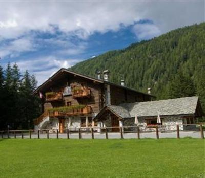фото отеля Petit Tournalin Hotel Ayas