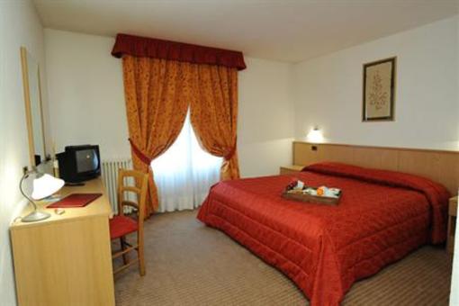фото отеля Petit Tournalin Hotel Ayas