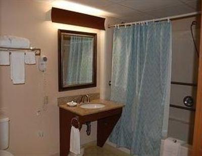 фото отеля Tidewater Inn West Yarmouth