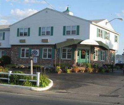 фото отеля Tidewater Inn West Yarmouth