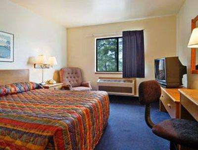 фото отеля Super 8 Motel Memphis Macon Cove Rossville