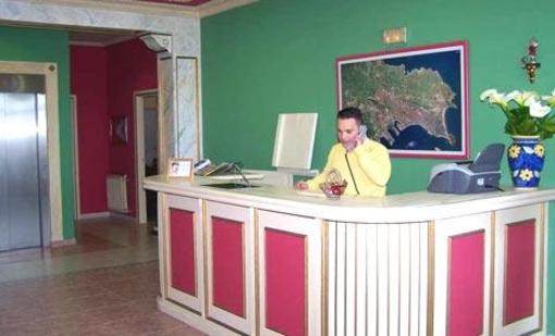 фото отеля Hotel Matalenas Santander