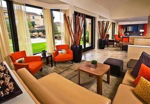 фото отеля Courtyard by Marriott Mt. Laurel