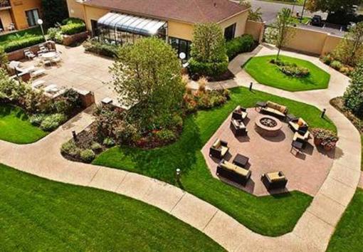 фото отеля Courtyard by Marriott Mt. Laurel