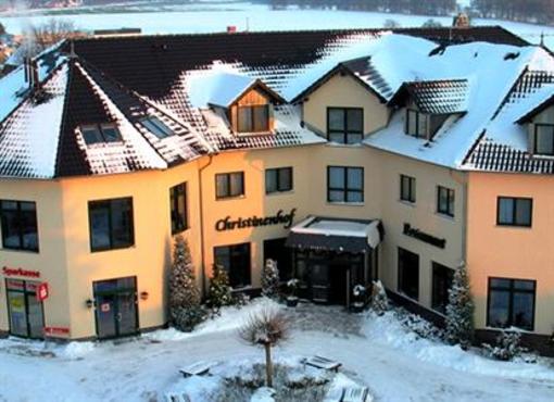 фото отеля Christinenhof & Spa Sport und Tagungshotel Tauer