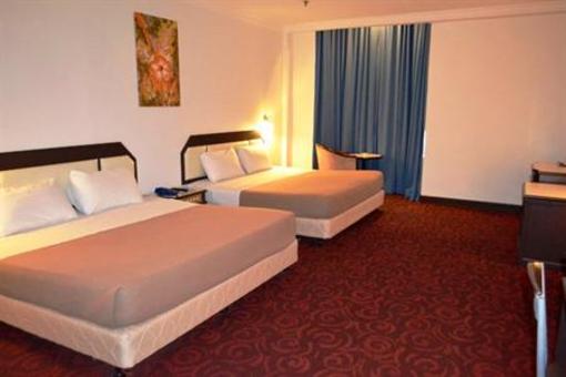 фото отеля Legend Inn