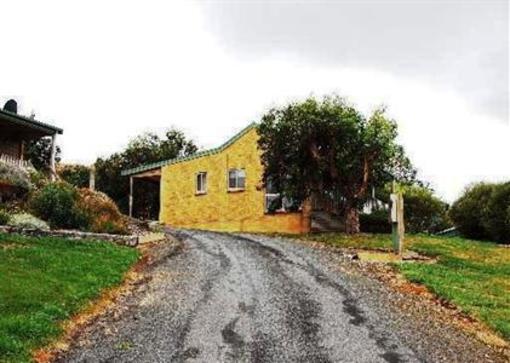 фото отеля Daysy Hill Country Cottages