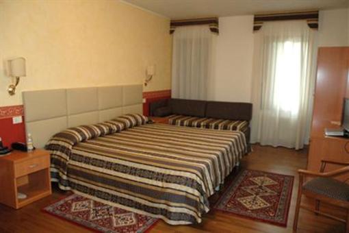 фото отеля Dotto Ristorante Hotel Maserada sul Piave