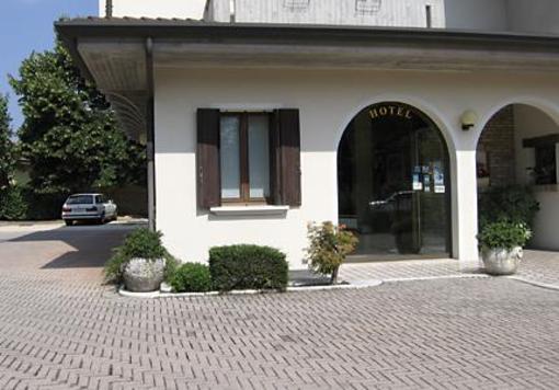 фото отеля Dotto Ristorante Hotel Maserada sul Piave