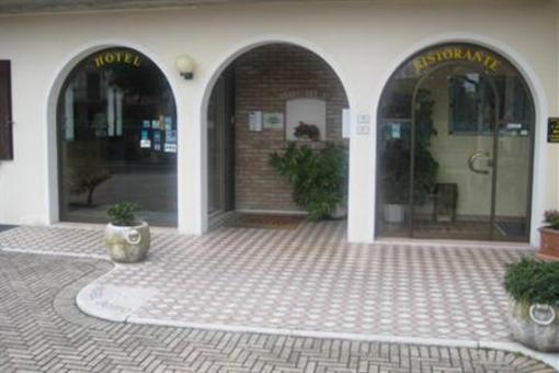 фото отеля Dotto Ristorante Hotel Maserada sul Piave