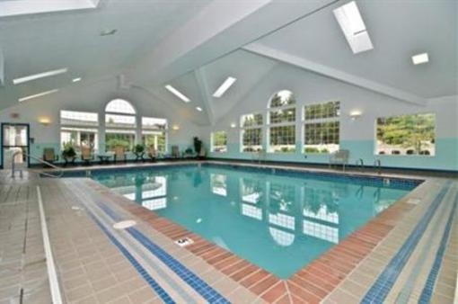 фото отеля Salbasgeon Suites of Corvallis