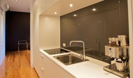 фото отеля Glass on Glasshouse Cottages Caloundra