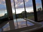 фото отеля Glass on Glasshouse Cottages Caloundra