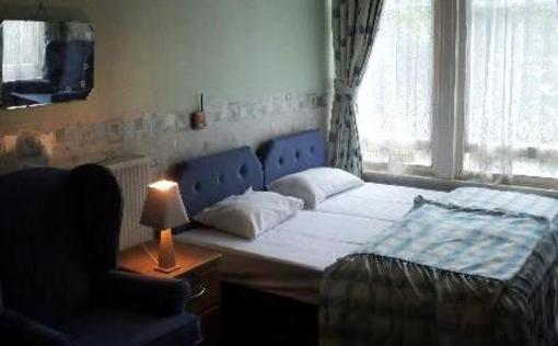 фото отеля Acorn Lodge B&B Gosport
