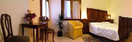 фото отеля Locanda Sant'Anna