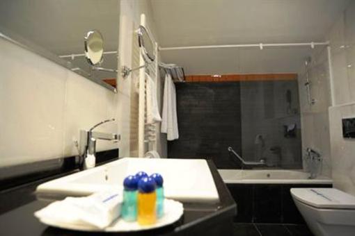 фото отеля Hotel Leonor Centro Soria