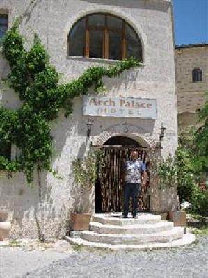 фото отеля Arch Palace Hotel