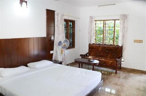 фото отеля Periyar Nest Resort