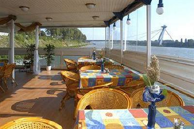 фото отеля Botel Marina