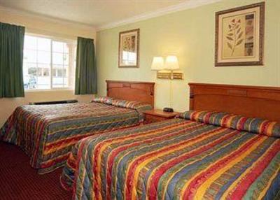 фото отеля Econo Lodge Inn Woodland