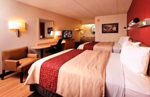 фото отеля Red Roof Inn Tampa Fairgrounds