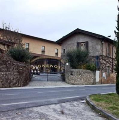 фото отеля Borgo Santa Giulia