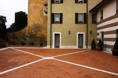 фото отеля Borgo Santa Giulia